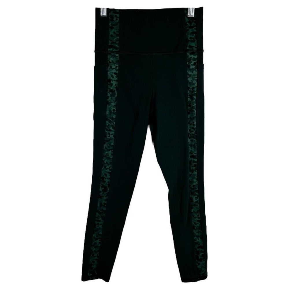 Athleta XS Legging Salutation Stash Pocket II Serene 7/8 Green Camo Striped 238
